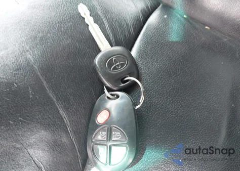 2013 Toyota Highlander Se V6 z USA, uszkodzony, nr VIN 5TDBK3EH0DS249551